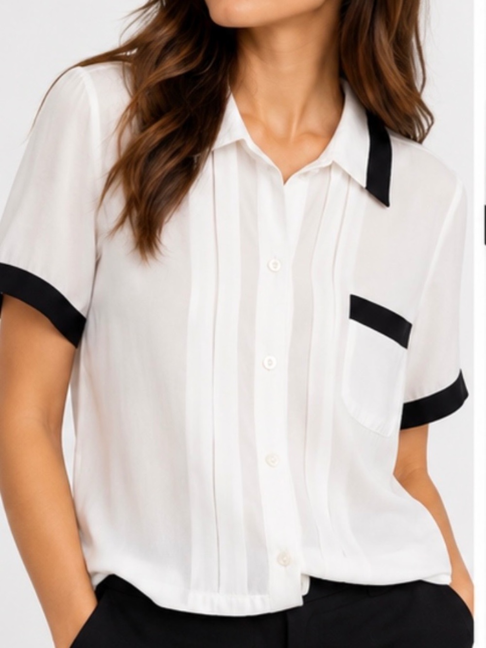 CHAGALL Women’s White Black Contrast Short Sleeve Button Blouse 22” PTP